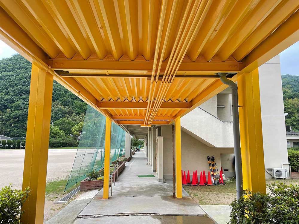 渡り廊下鉄筋_施工後