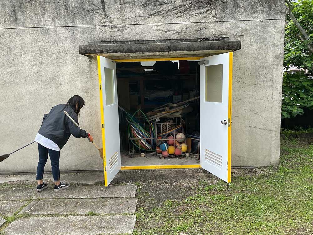 渡り廊下鉄筋塗り替え工事